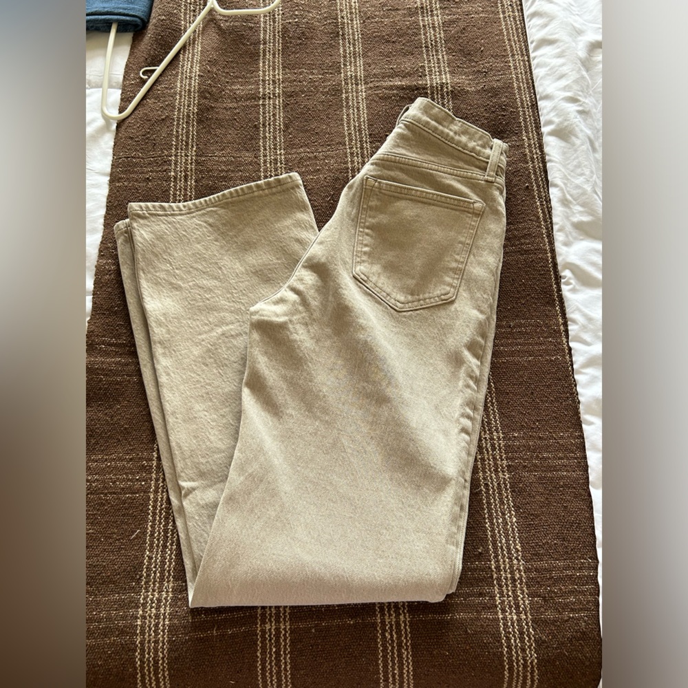 Brand new Abercrombie, high waisted, straight jean